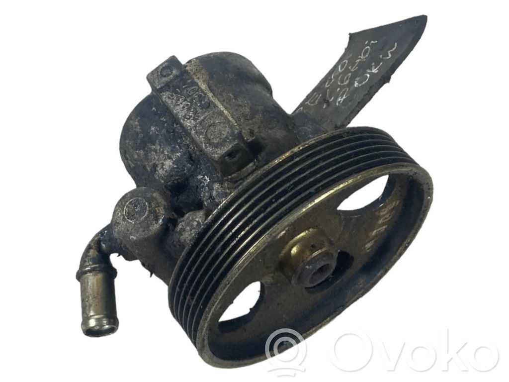 Peugeot 407 Power steering pump 