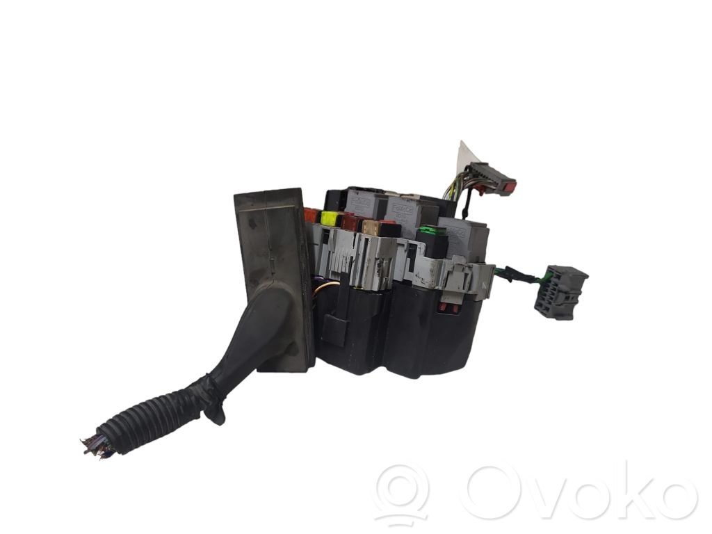 Ford Mondeo MK IV Juego de caja de fusibles