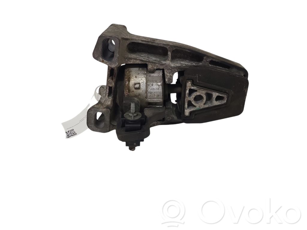 Citroen C5 Engine mount bracket 