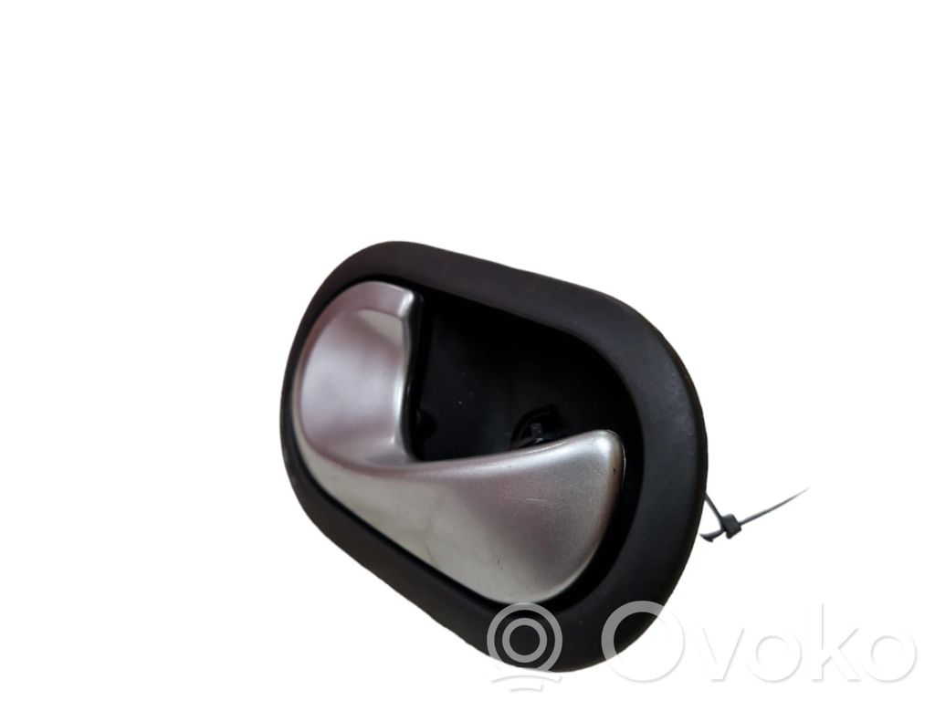 Renault Clio III Rear door interior handle 