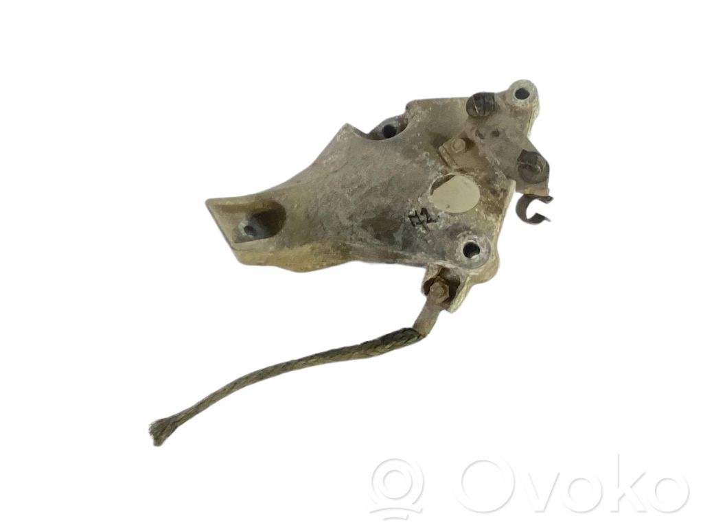 Engine mounting bracket   6775041,59280110,ALS19C03
