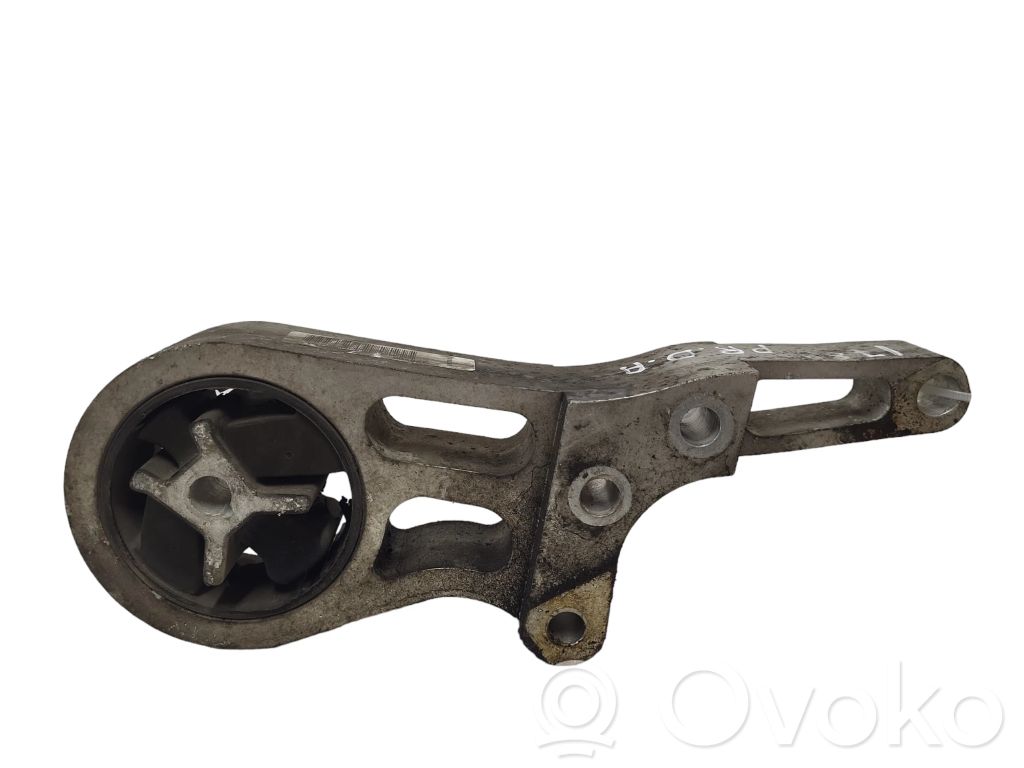 Volvo V40 Engine mount bracket 