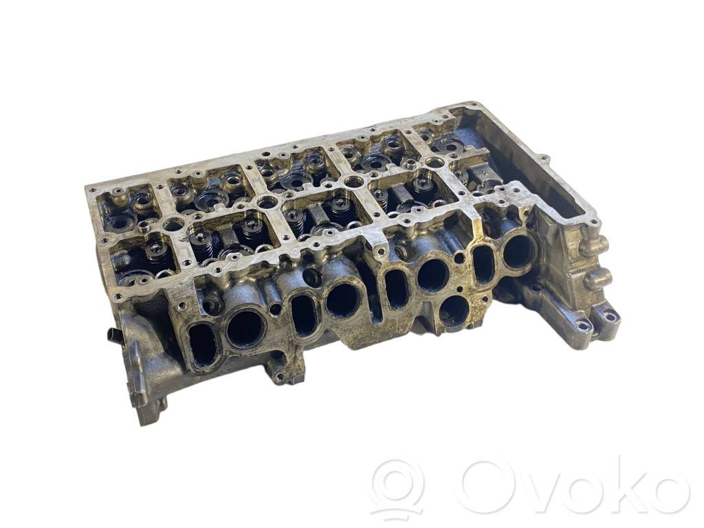 Culasse moteur   7797678