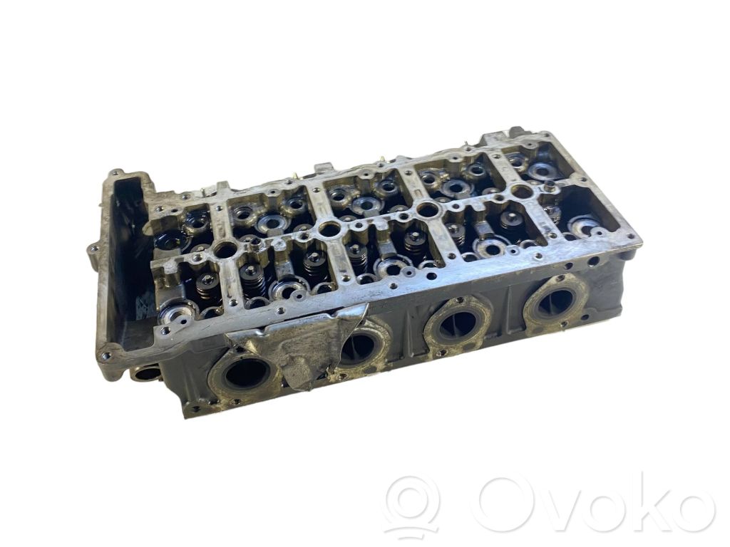 Culasse moteur   7797678