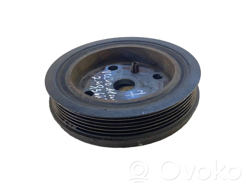 Kampiakselin vauhtipyörä   30731865