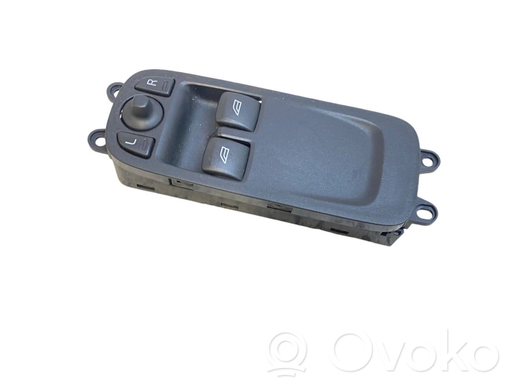 Volvo V40 Przyciski szyb 