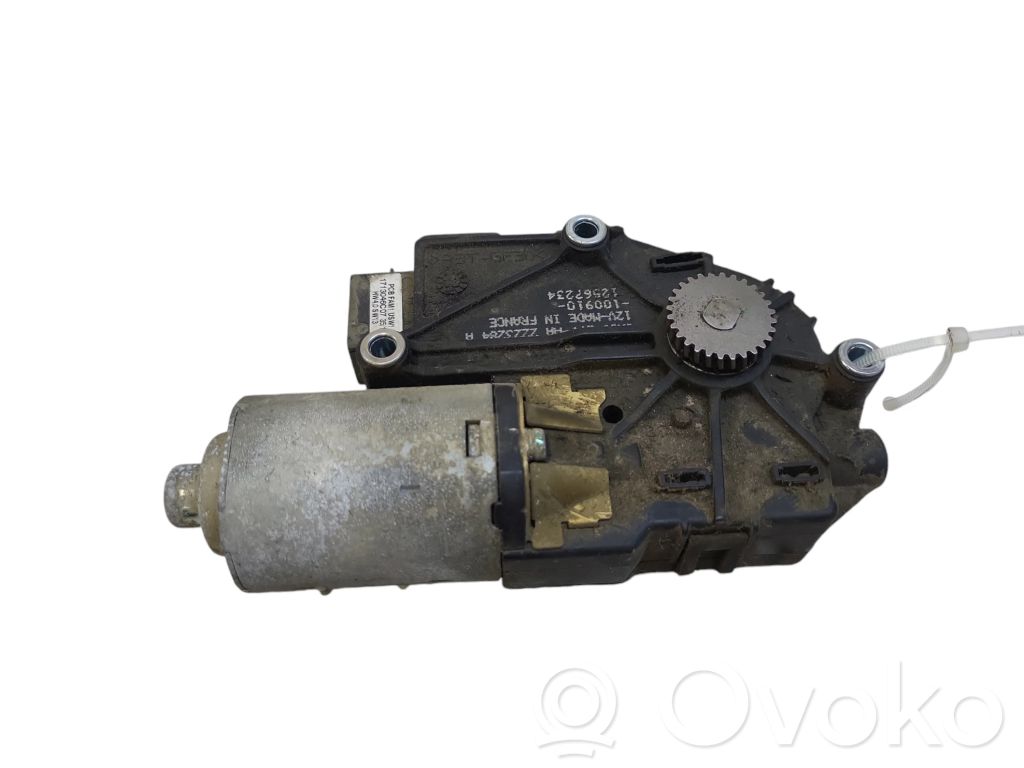 Peugeot 5008 Motor/actuator trapă 