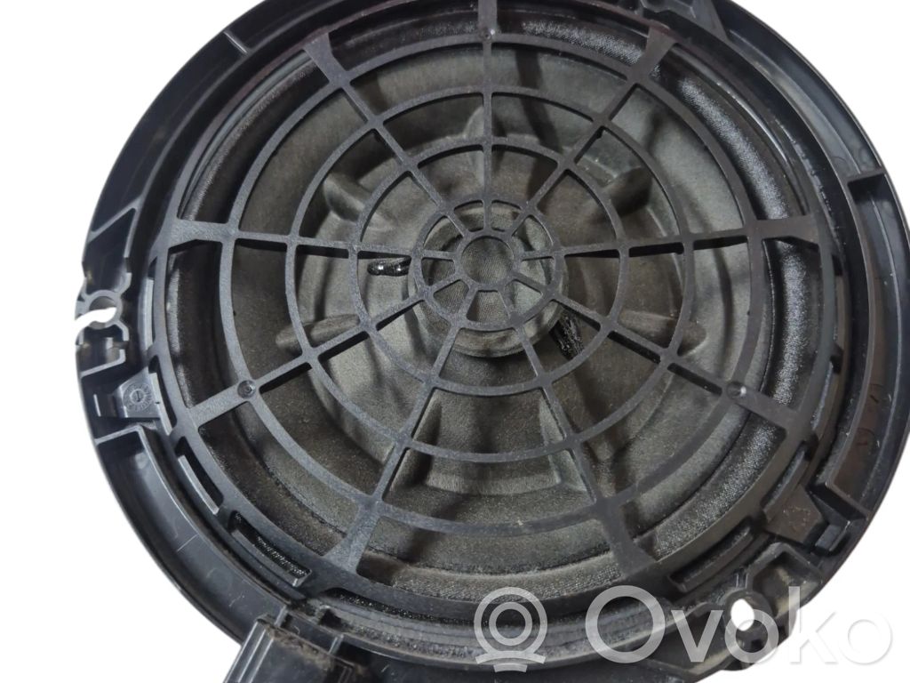 Takaoven kaiutin