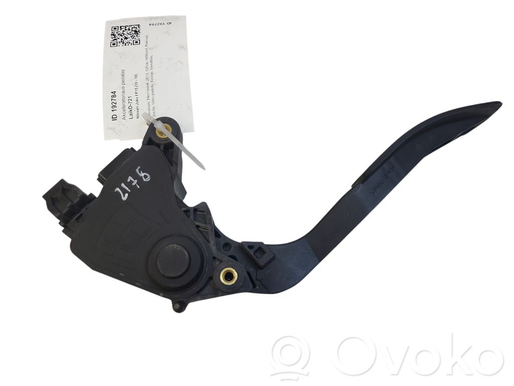 Nissan Juke I F15 Pedał gazu / przyspieszenia 