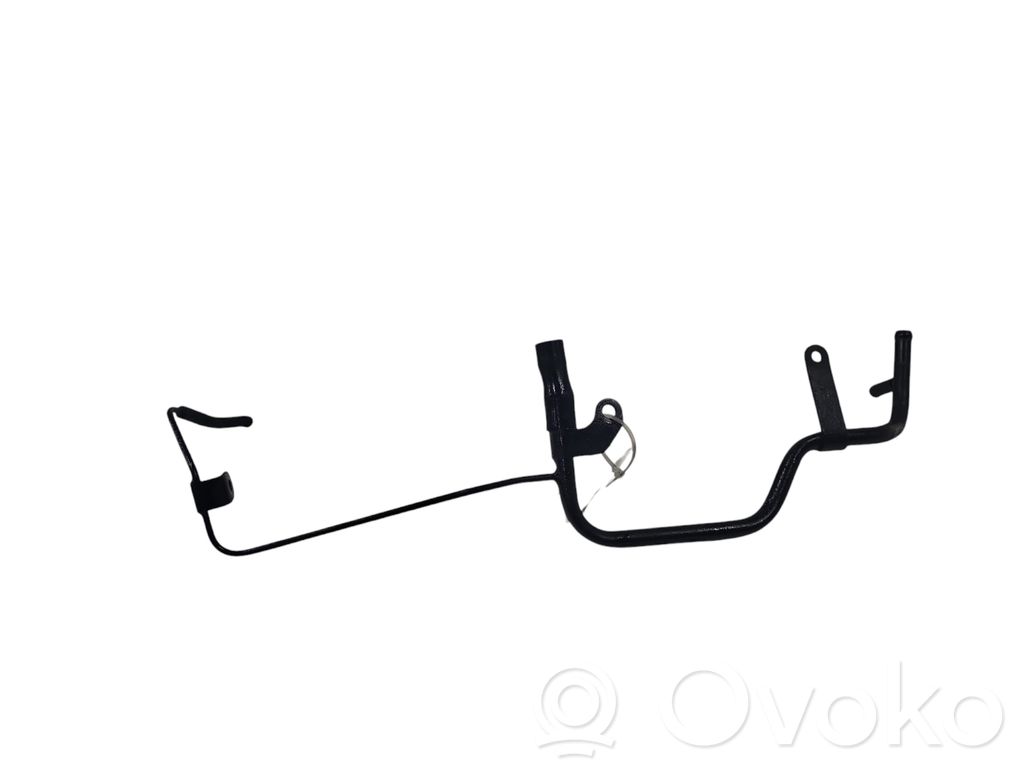 Engine coolant pipe/hose