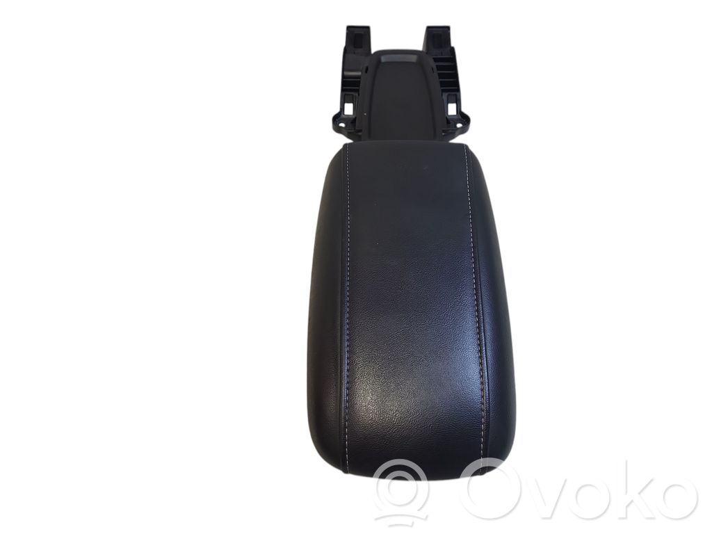 Volvo V40 Armrest 