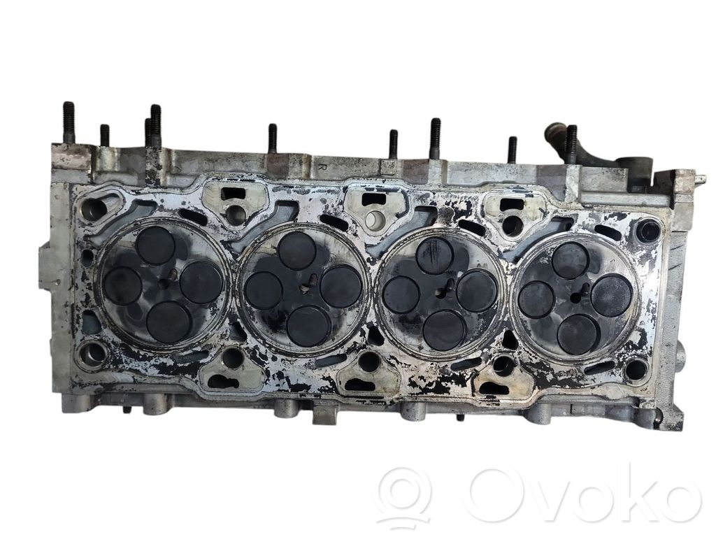 Hyundai Trajet Engine head 
