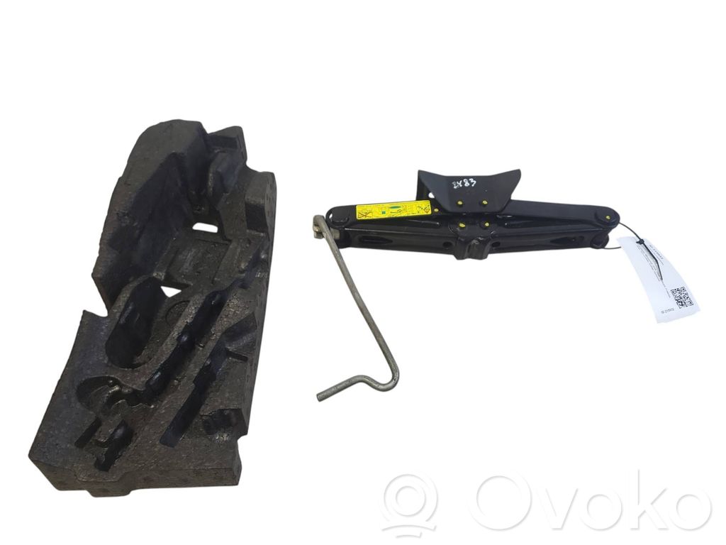 Peugeot 208 I Kit d’outils 
