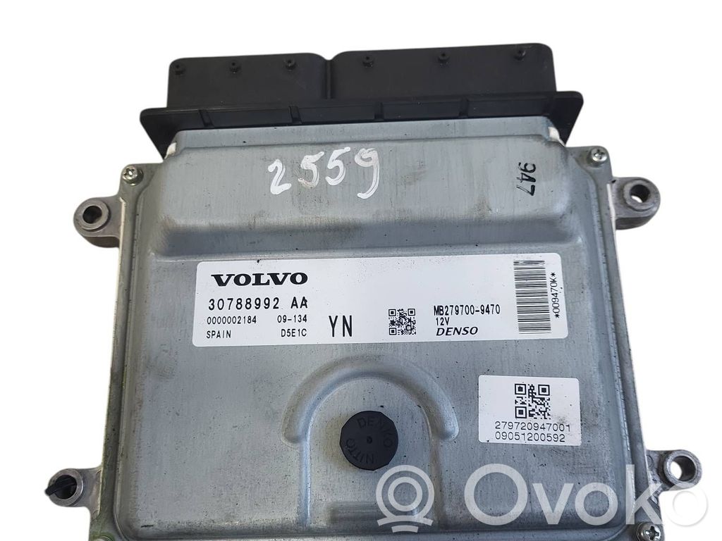Unidad de control/módulo del motor   30788992AA