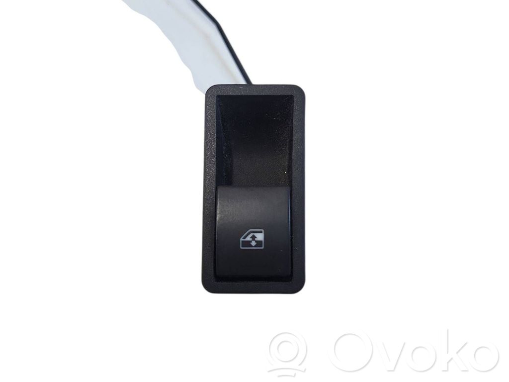 Opel Zafira B Electric window control switch 