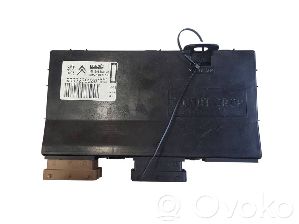 Citroen C4 I Seat control module 