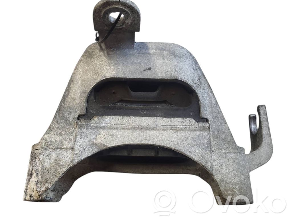 Opel Zafira C Engine mount bracket 