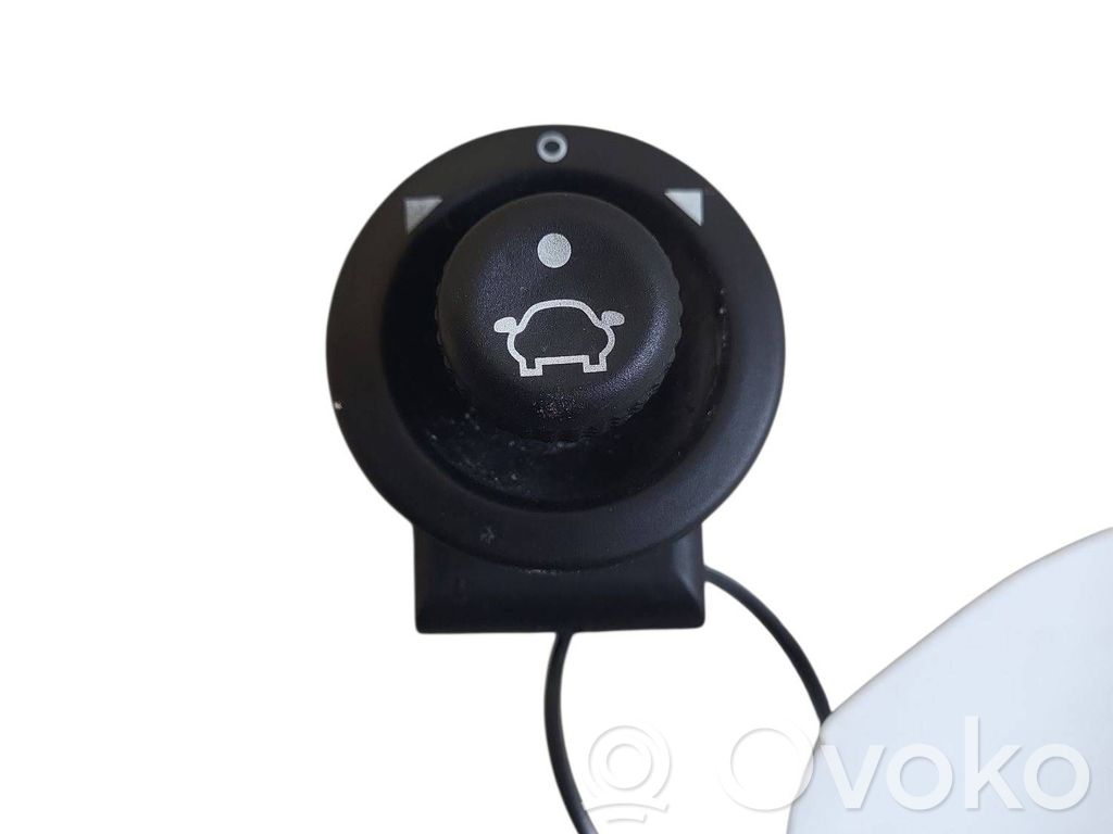 Ford Fiesta Wing mirror switch 
