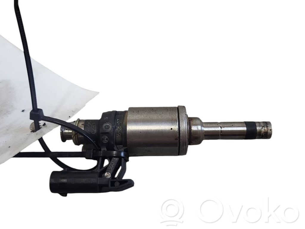 Volkswagen Golf VII Injector combustibil 