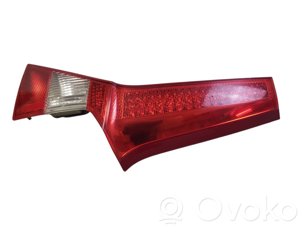 Volvo V70 Tailgate rear/tail lights 
