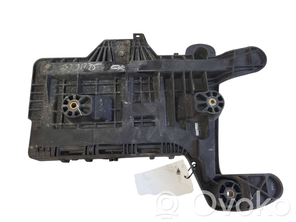Volkswagen Golf V Vassoio batteria
