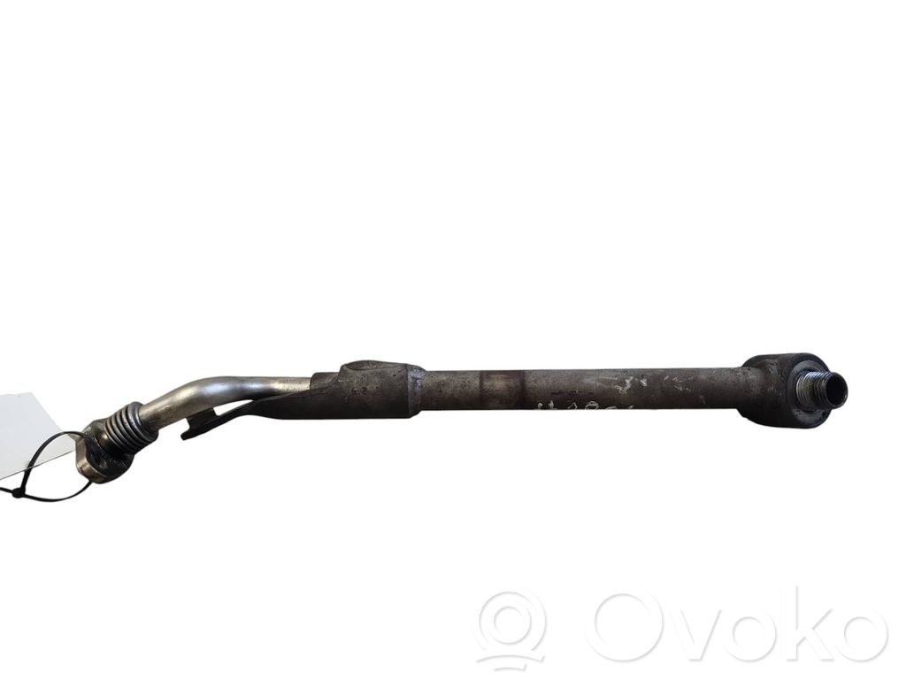 Volkswagen PASSAT B7 Conductă/furtun ungere ulei turbosuflantă 