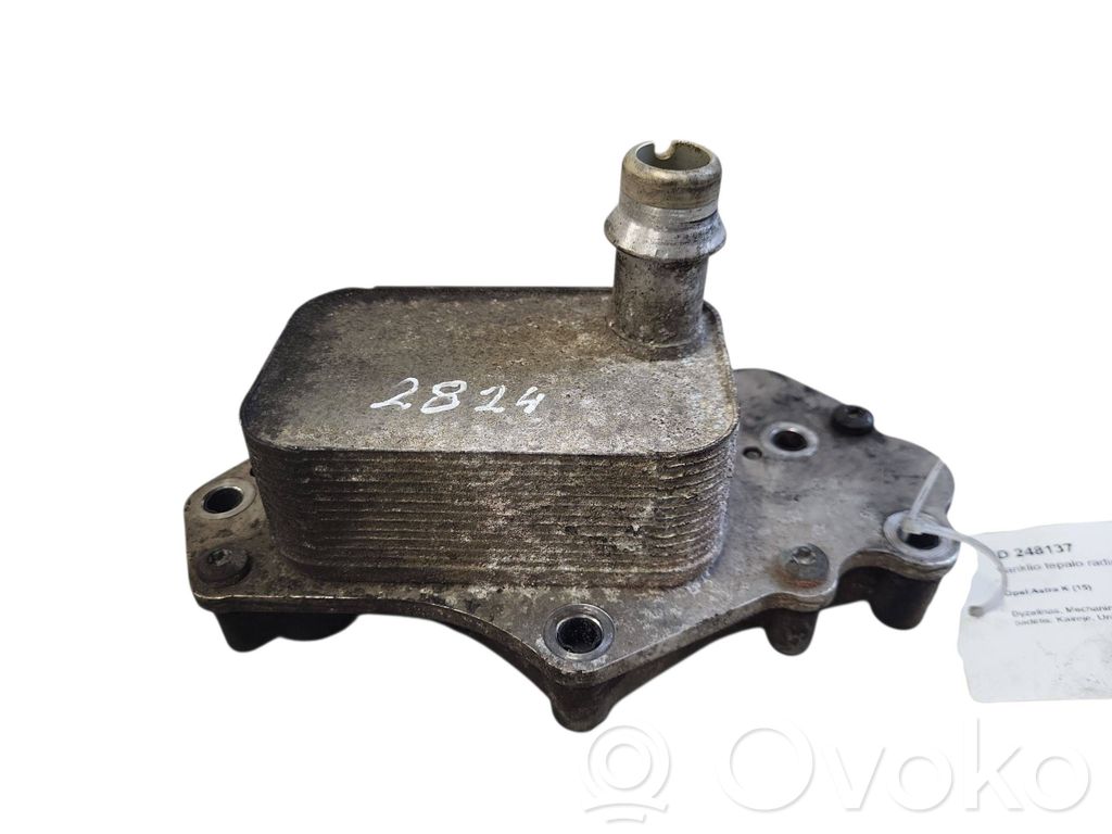 Opel Astra K Chłodnica oleju 