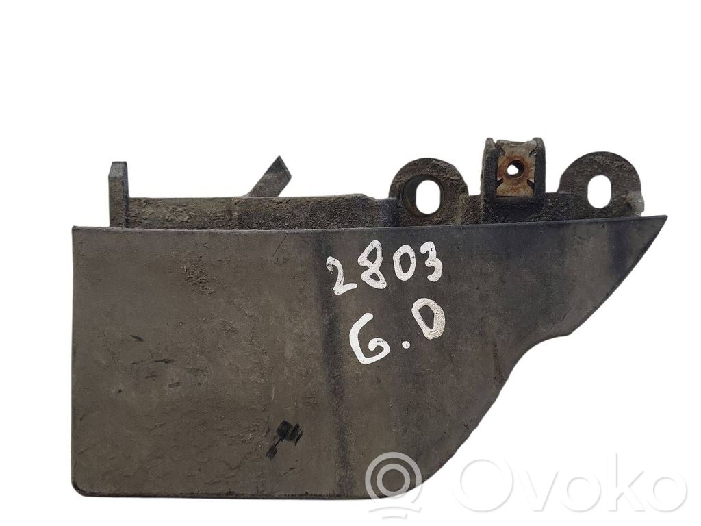 Volkswagen Golf V Apărătoare noroi spate 