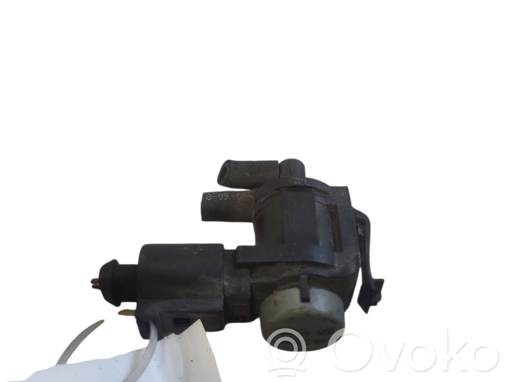 Audi A4 S4 B8 8K Solenoid supapă turbosuflantă 