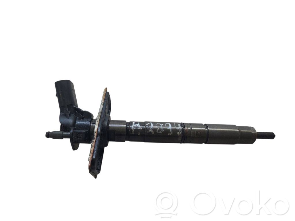Volkswagen PASSAT B6 Injector combustibil