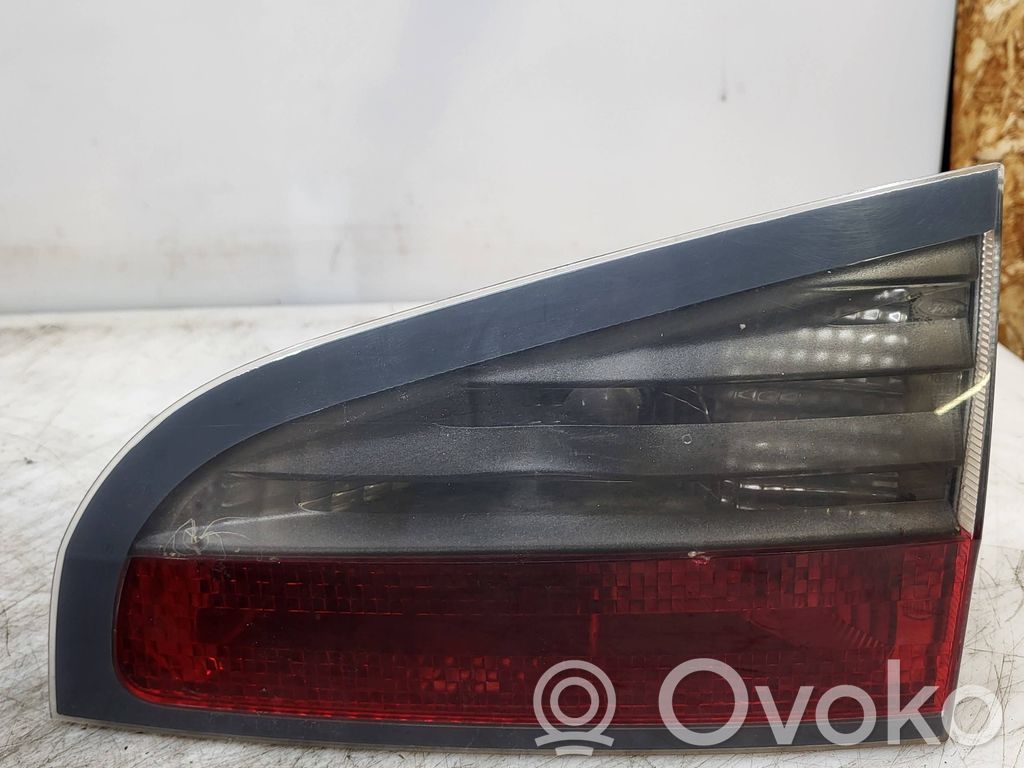 Ford S-MAX Luci posteriori del portellone del bagagliaio 
