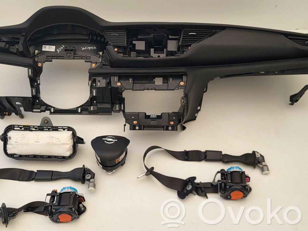 Opel Insignia B Juego de airbag con panel 