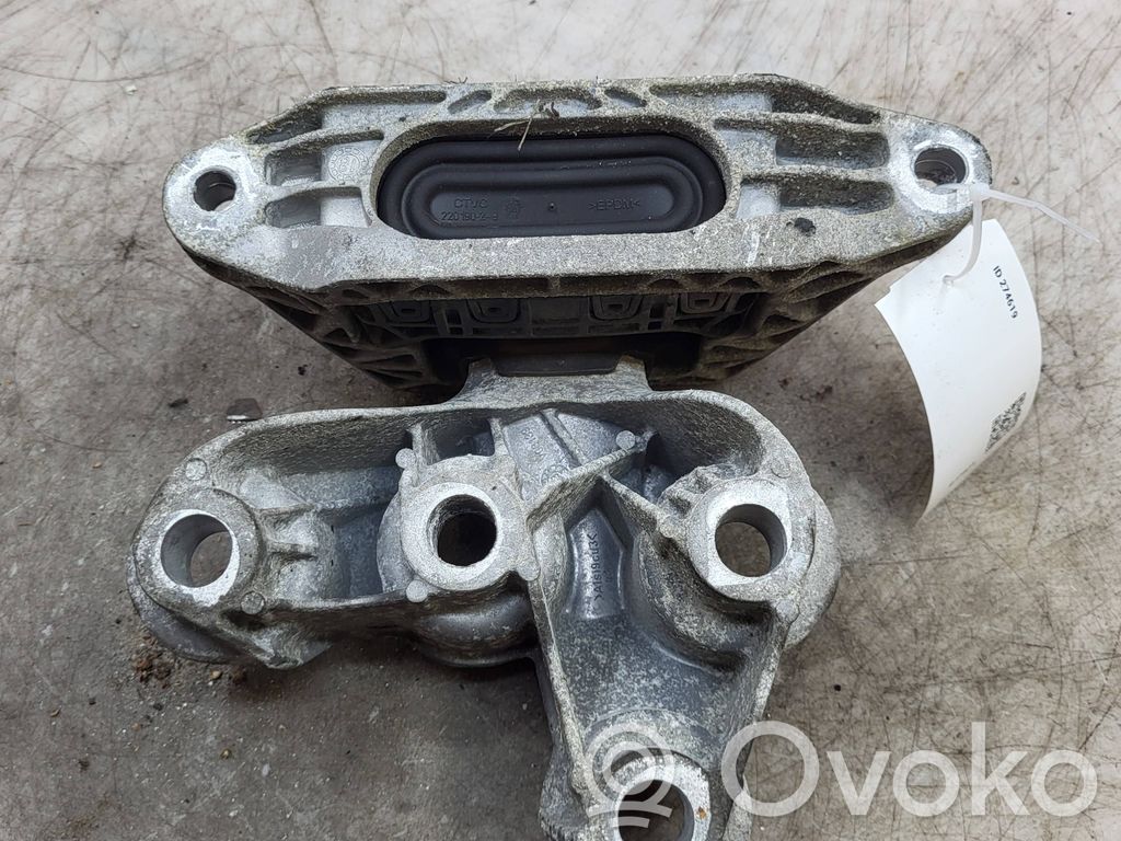 Opel Insignia B Engine mount bracket 
