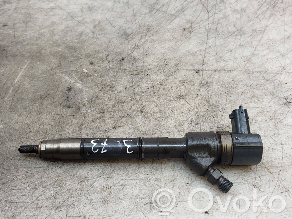 Inyector de combustible   338002A800,0445110411