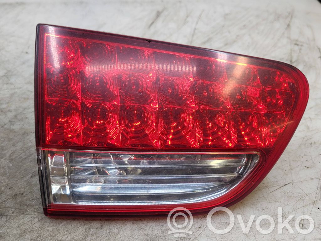 Citroen C-Crosser Lampă spate în capacul portbagajului 