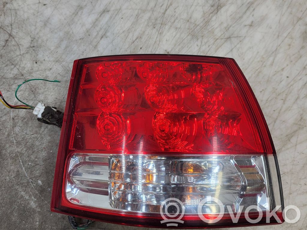 Citroen C-Crosser Luci posteriori 