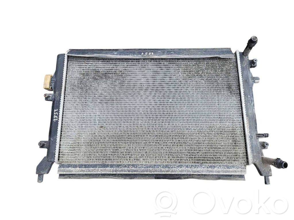 Volkswagen Golf VI Radiateur de refroidissement