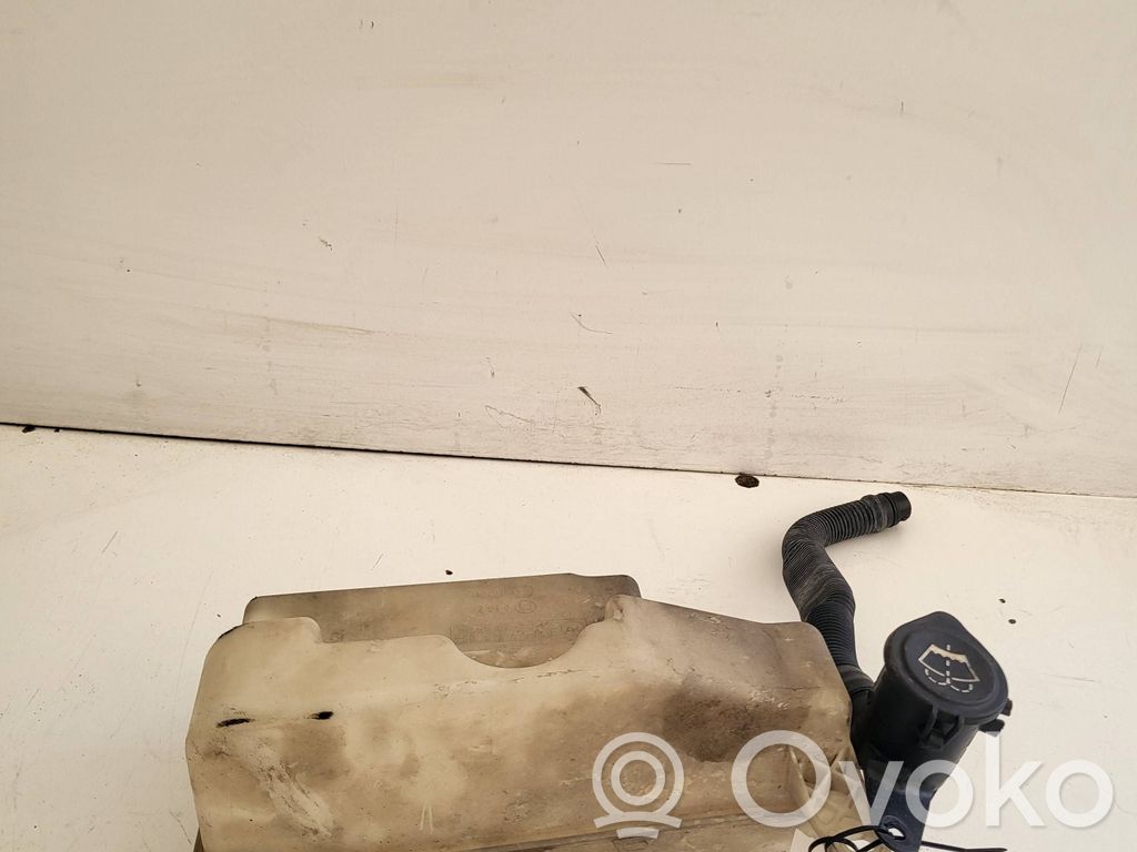 Logu šķidruma tvertne   7148064