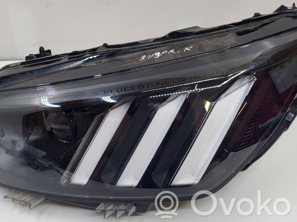 Peugeot 2008 II Phare frontale