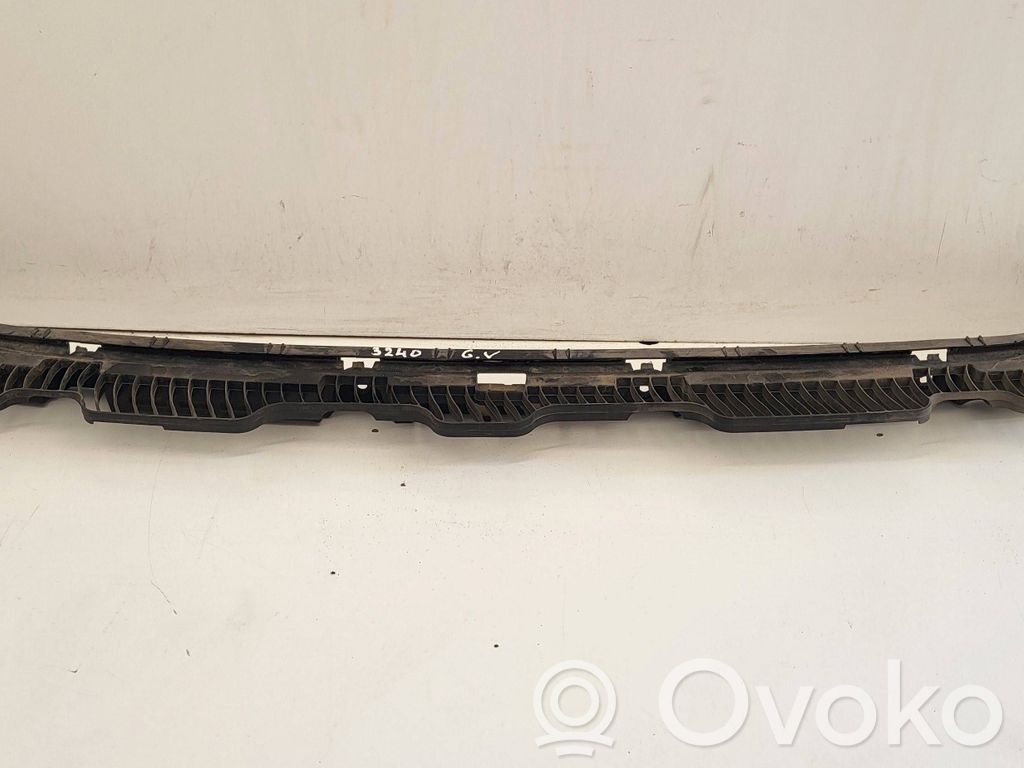 Volkswagen Golf VII Galinis laikiklis bamperio 