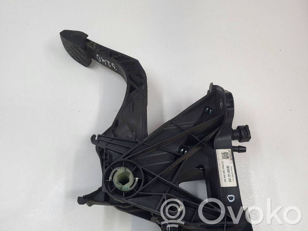 Volkswagen Golf VII Kupplungspedal