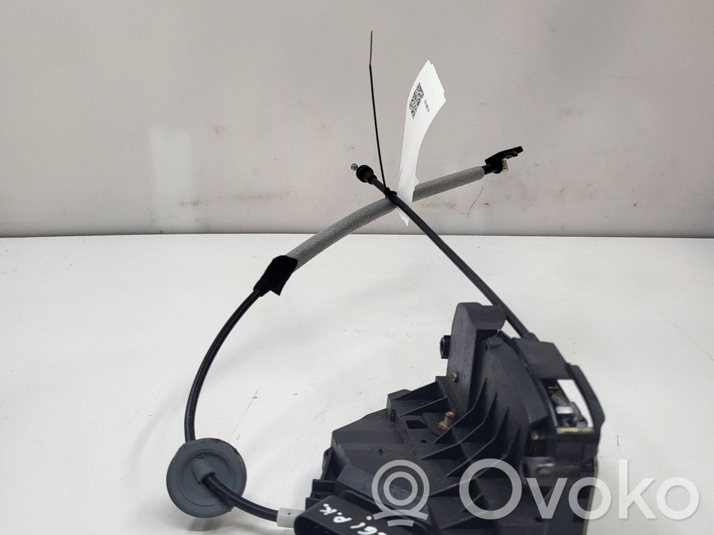 Volvo V60 Zamek drzwi przednich