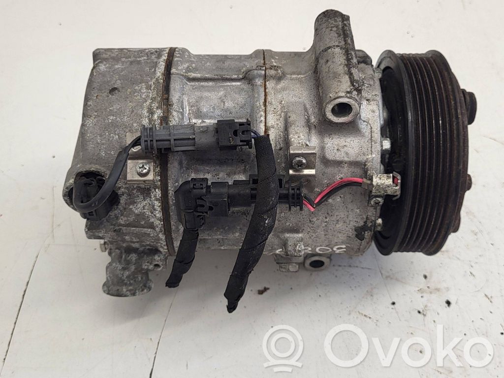 Opel Insignia A Ilmastointilaitteen kompressorin pumppu (A/C) 