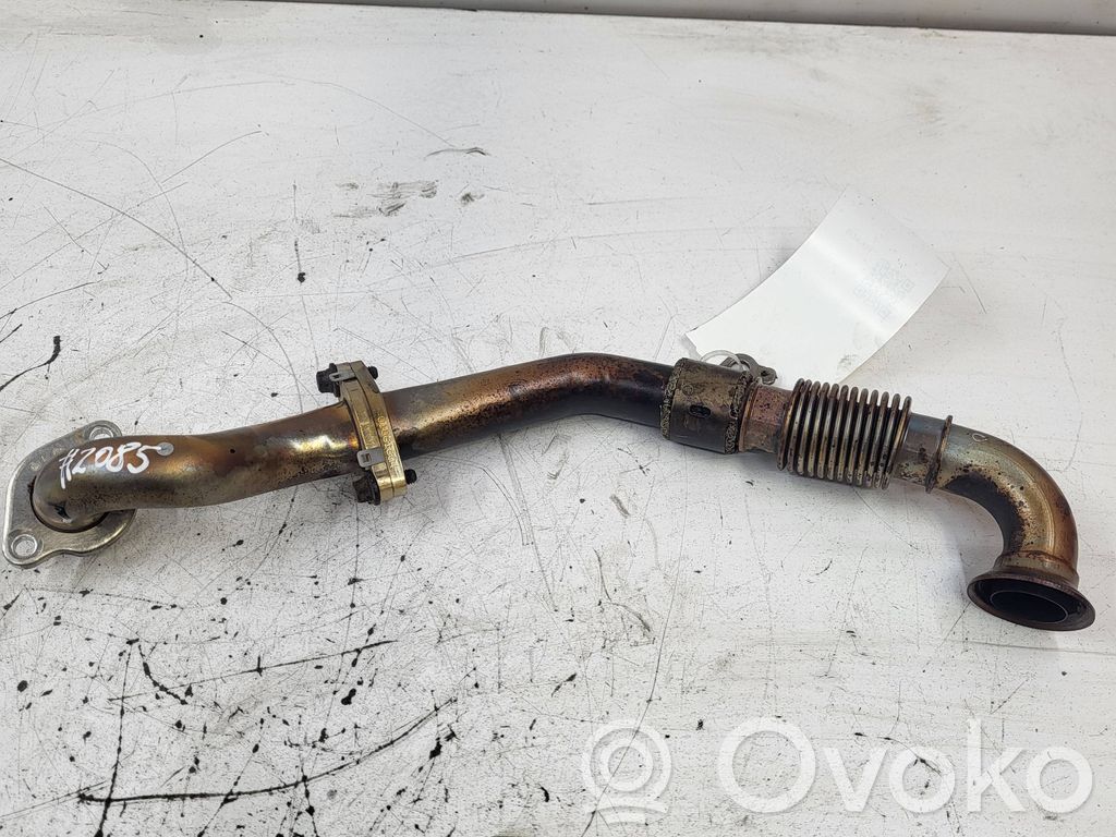 Mercedes-Benz E W213 EGR-linjan letku