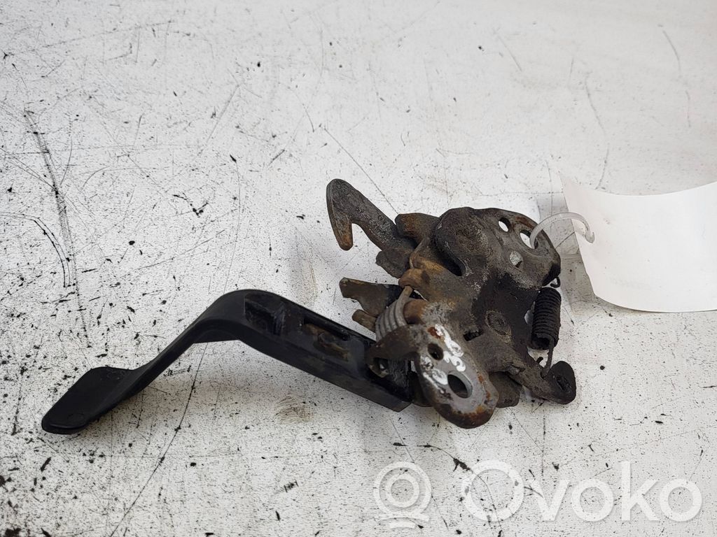 Peugeot 407 Serrure de capot
