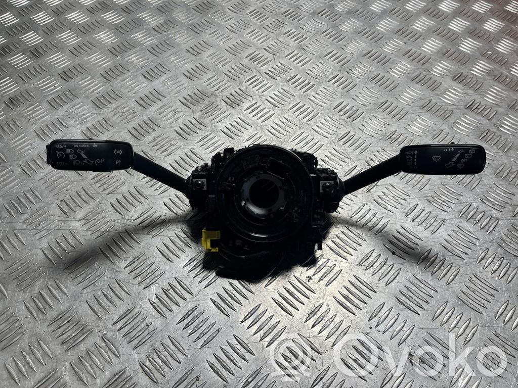 Seat Ateca Interruptor del limpiafaros 