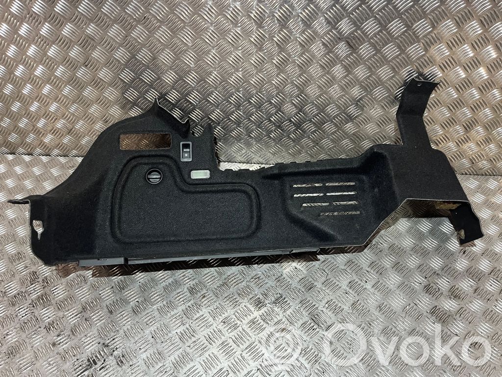 Audi A5 Poszycia / Boczki bagażnika 