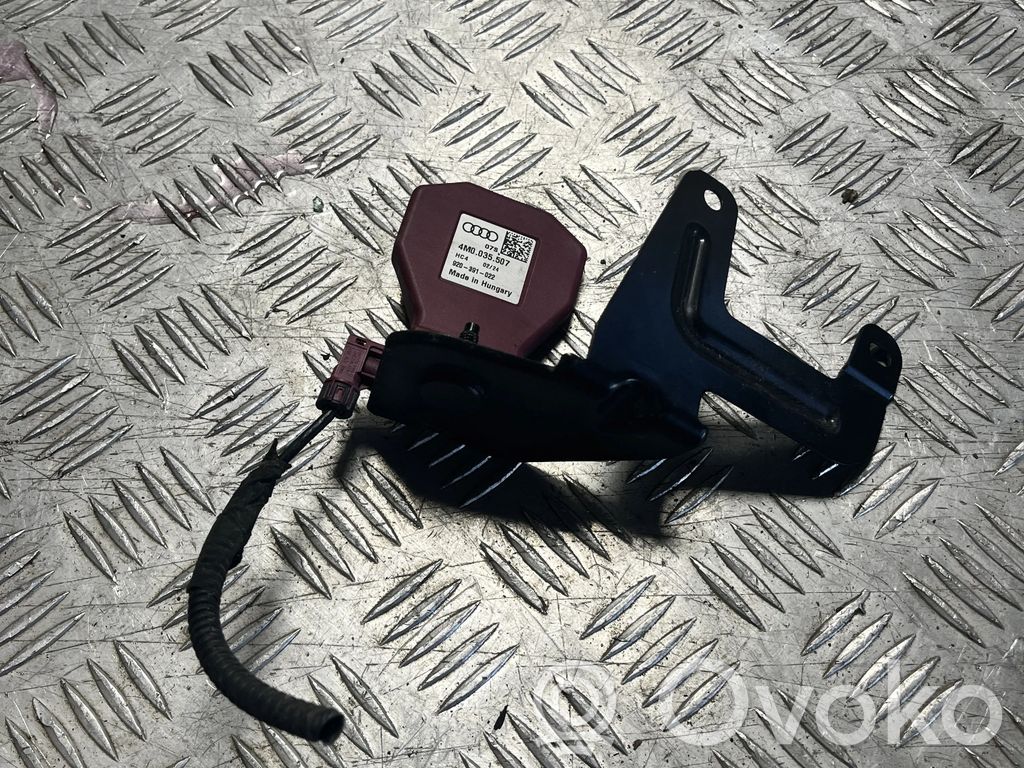 Vahvistin   4M0035507,4M0035507