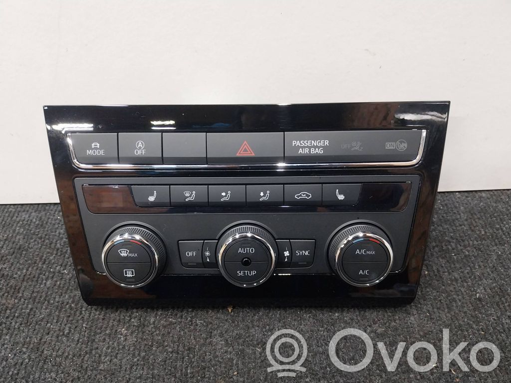 Seat Leon (5F) Climate control unit 