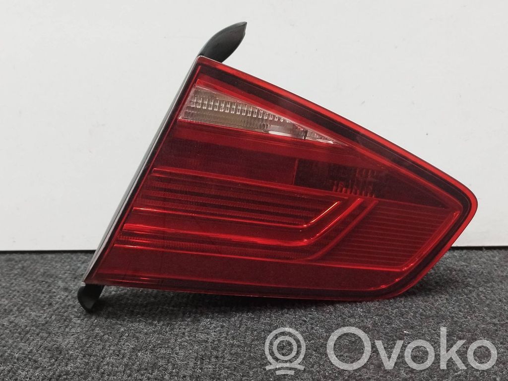 Lampy tylnej klapy bagażnika   3G5945094B,2TZ01188204,3C5945094B